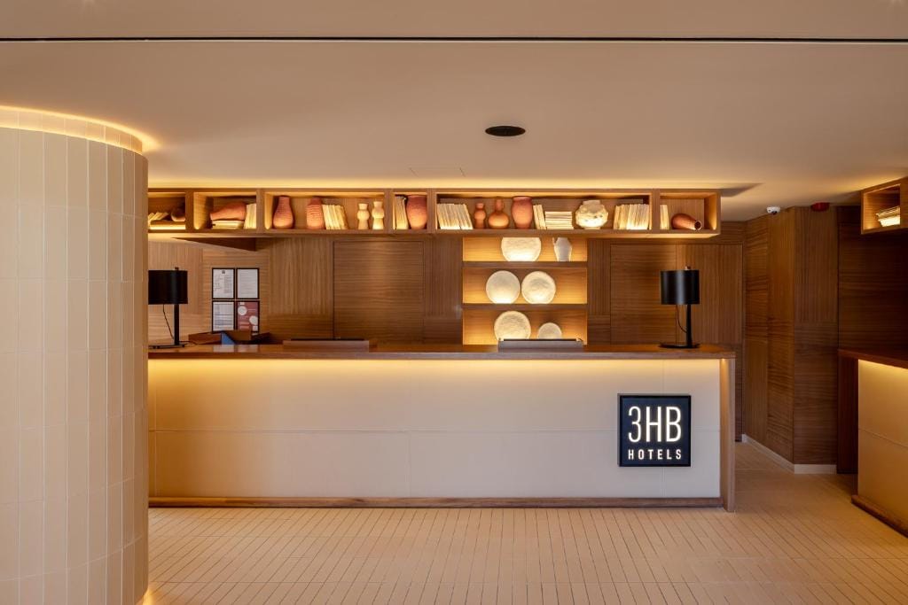 3HB Falesia Beach — 4