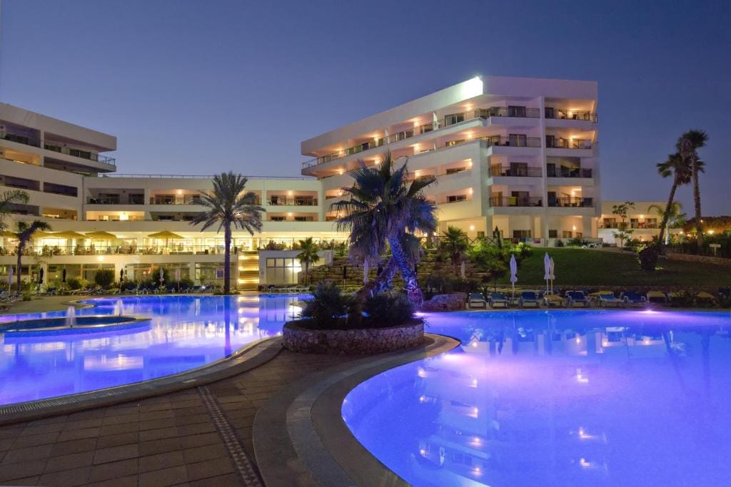Alfagar Aparthotel — 2