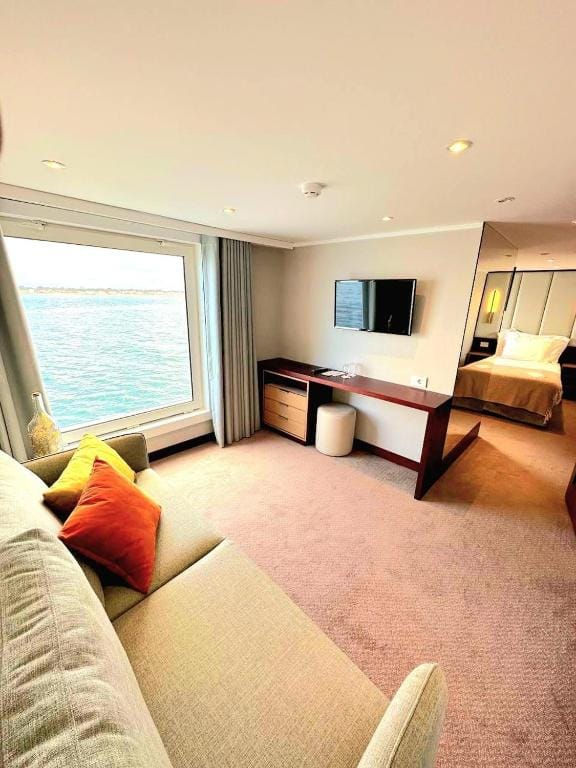 Costa do Sal Hotel Boat Lounge — 1