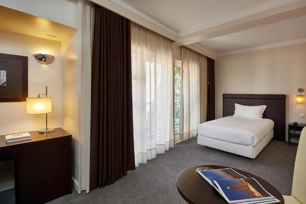 Hotel As Americas — 2