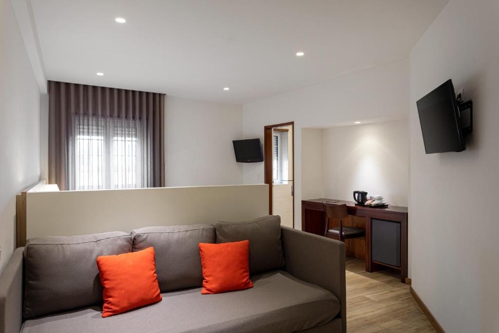 Hotel Aveiro Center by Alboi Group — 4