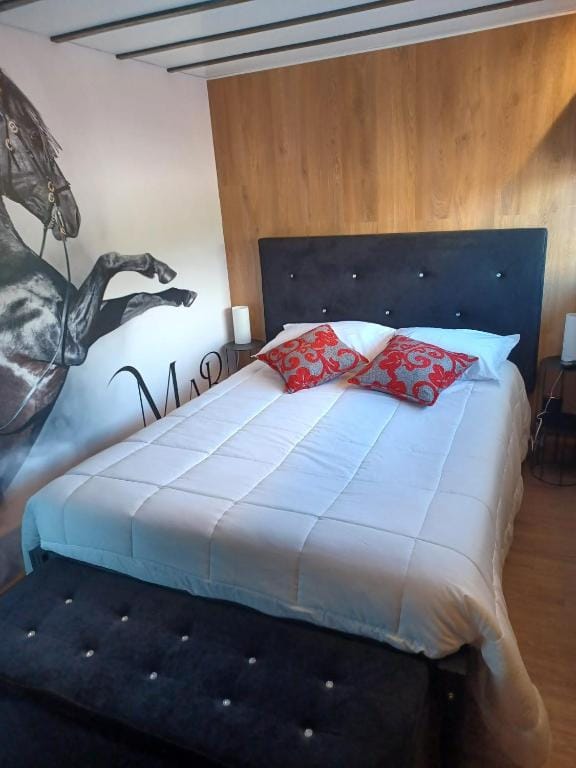 Leonchic - Guest House com Piscina de Água Salgada — 2