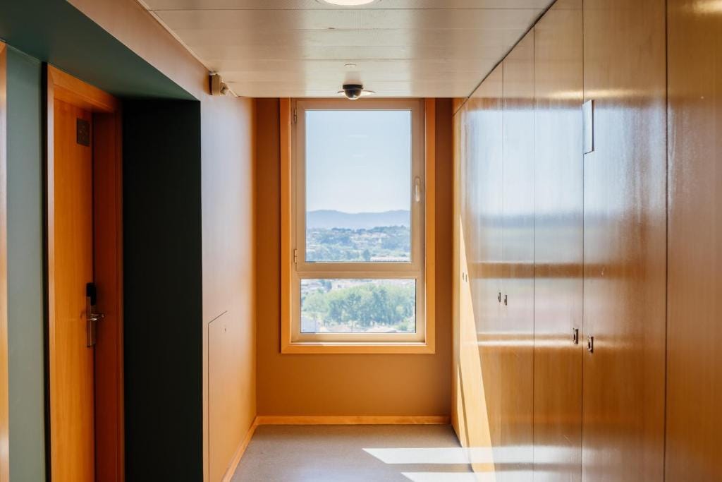 Basic Braga by Axis — 3