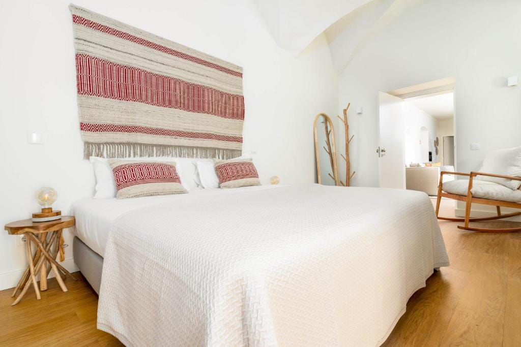 Limehome Evora Largo dos Penedos — 3