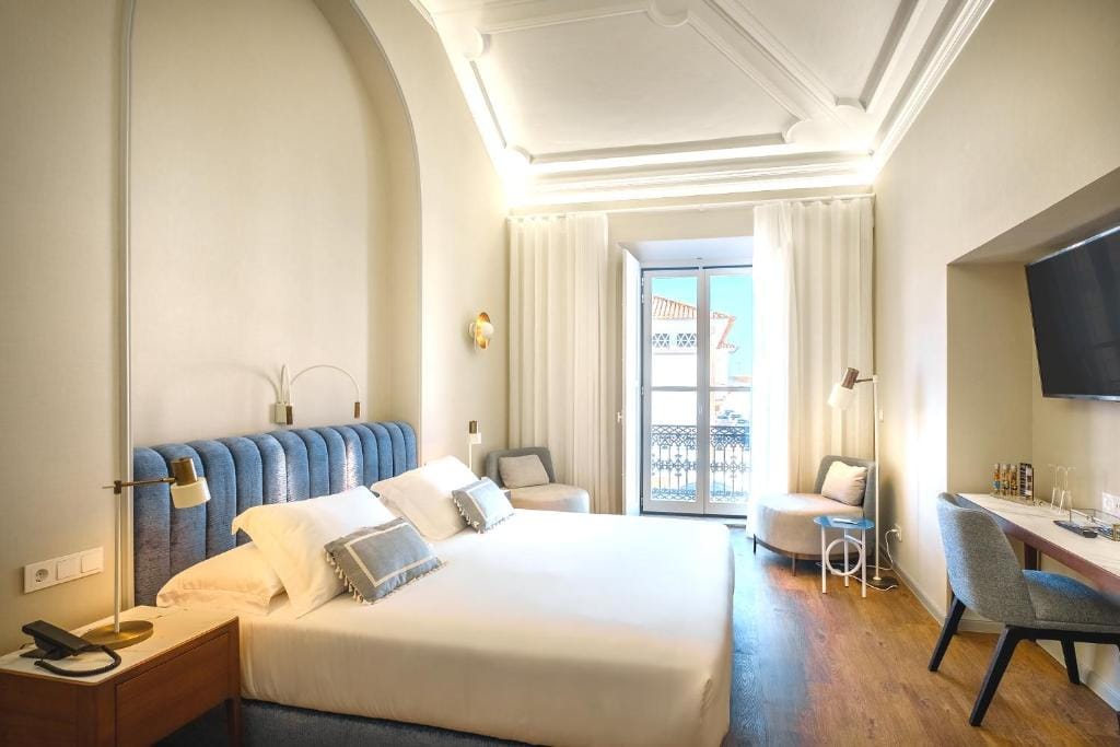 MouraSuites Hotel — 1