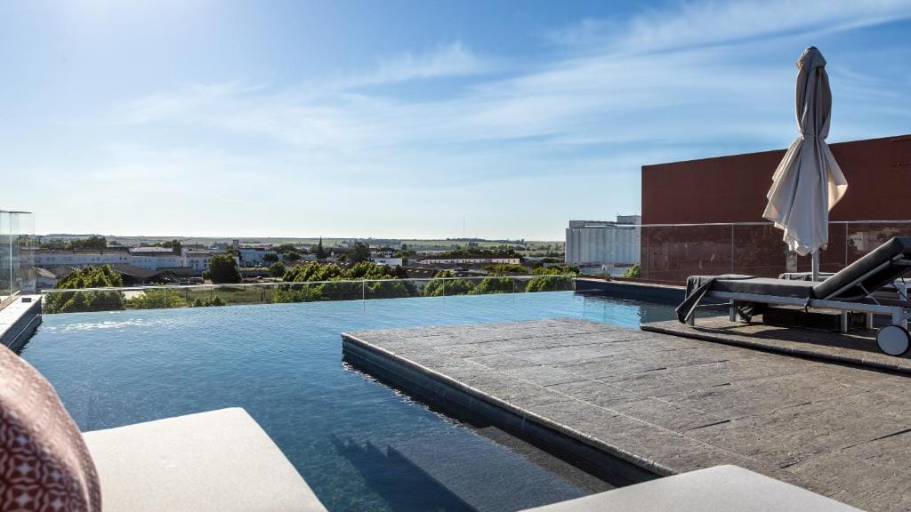 Vitoria Stone Hotel — 1