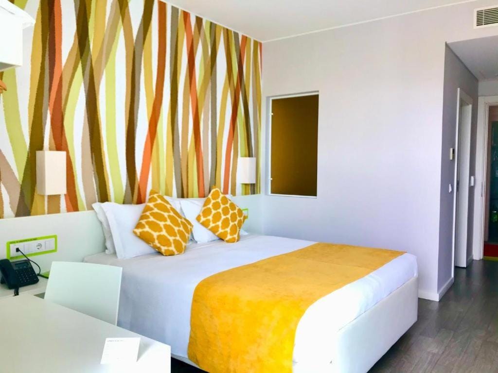 Hotel 3K Faro Aeroporto — 3