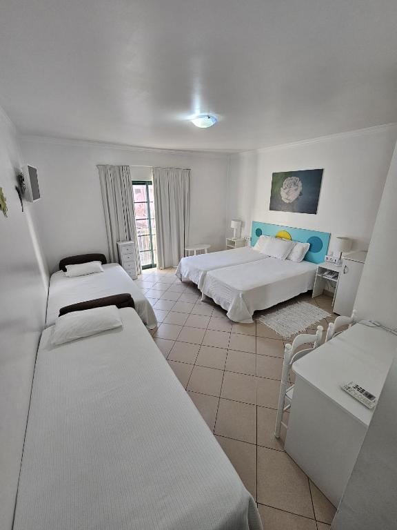 Hotel Adelaide — 2