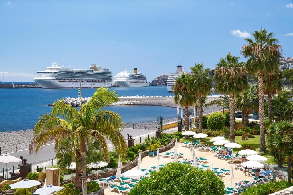 PortoBay Santa Maria - Adults Only — 1