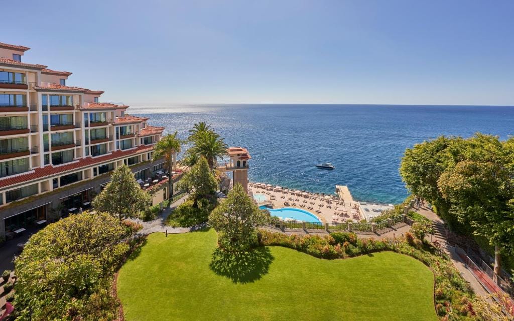 The Cliff Bay - PortoBay — 1