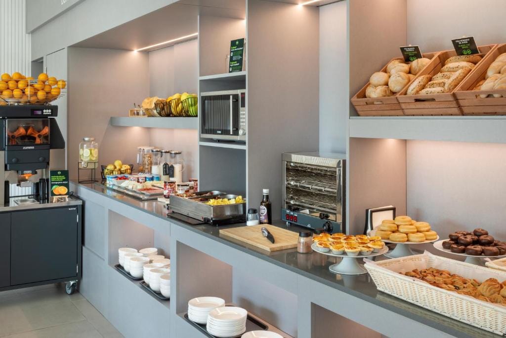 B&B HOTEL Guimarães — 4