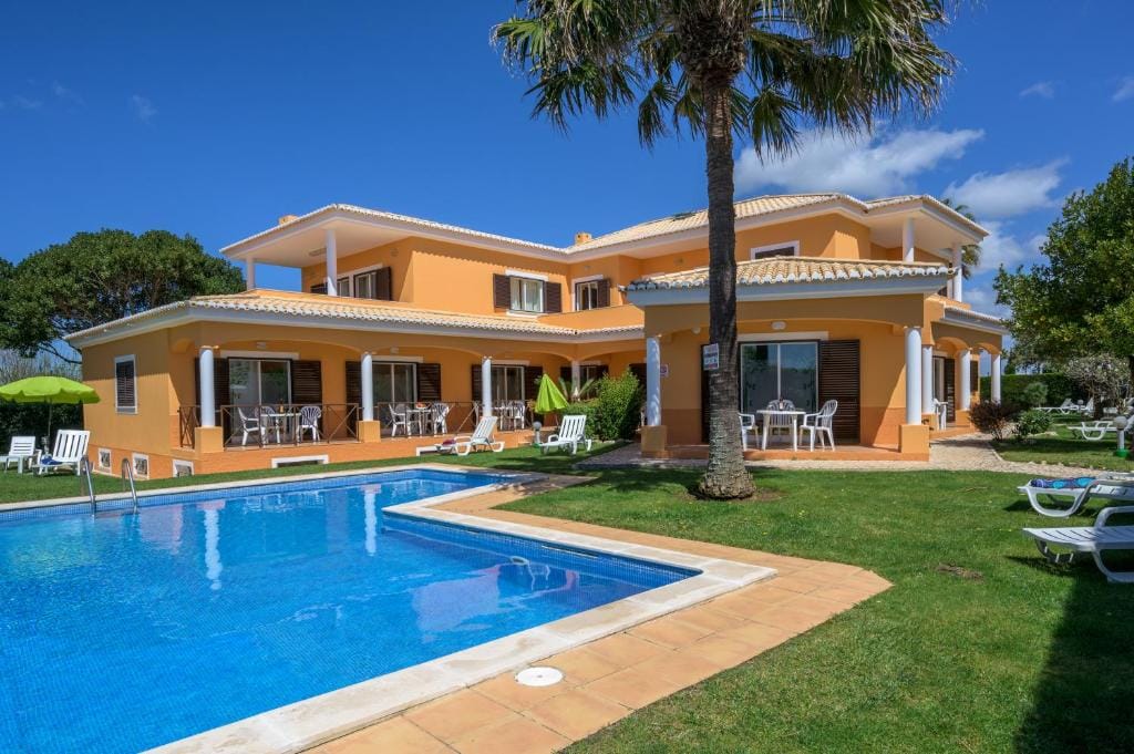 Canavial I & II Apartamentos — 1