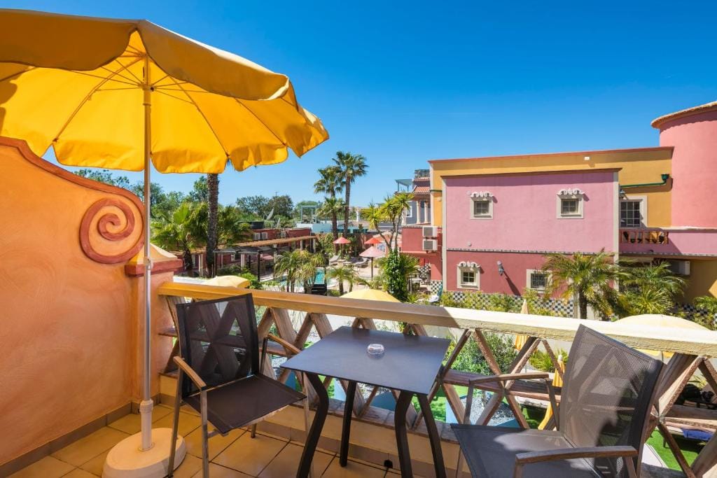 Costa d'Oiro Ambiance Village — 5