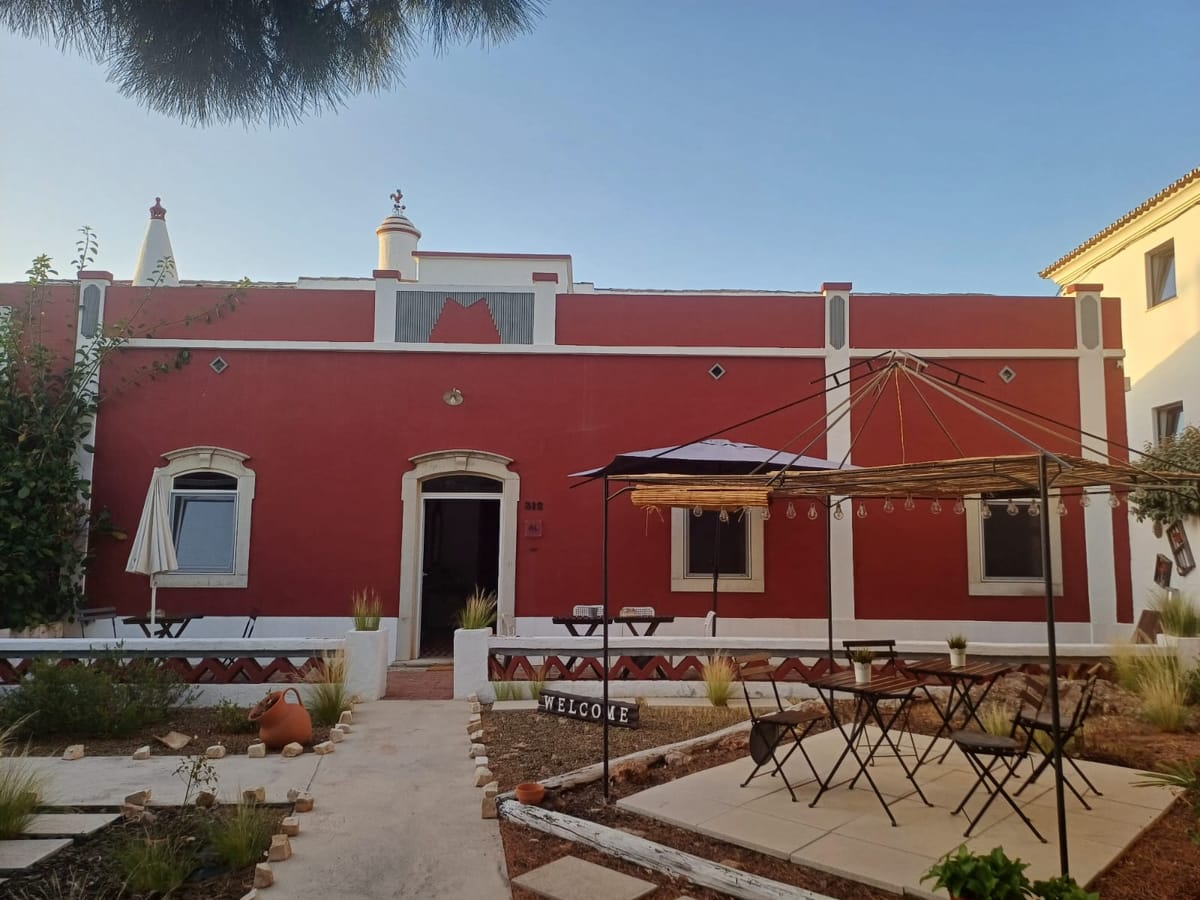 Guest House Almeixar — 3