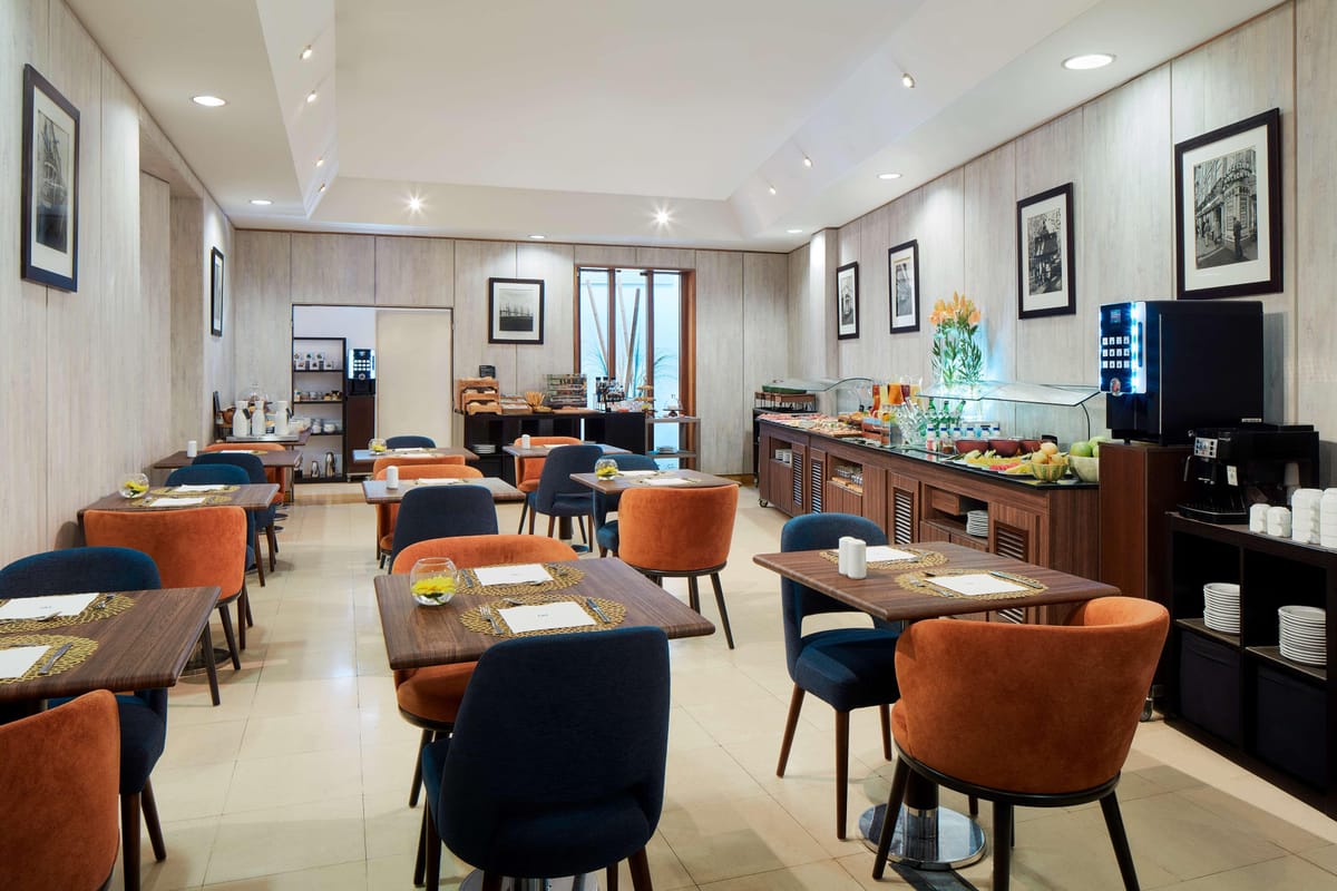 Hotel NH Lisboa Campo Grande — 5