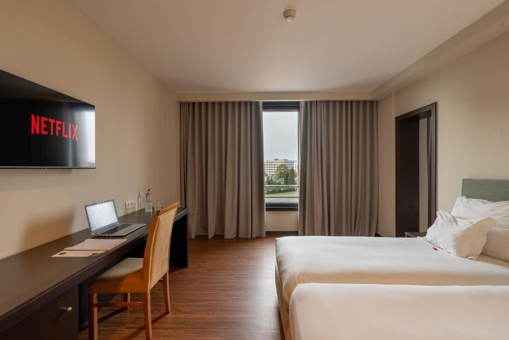 Hotel Premium Porto Maia — 4
