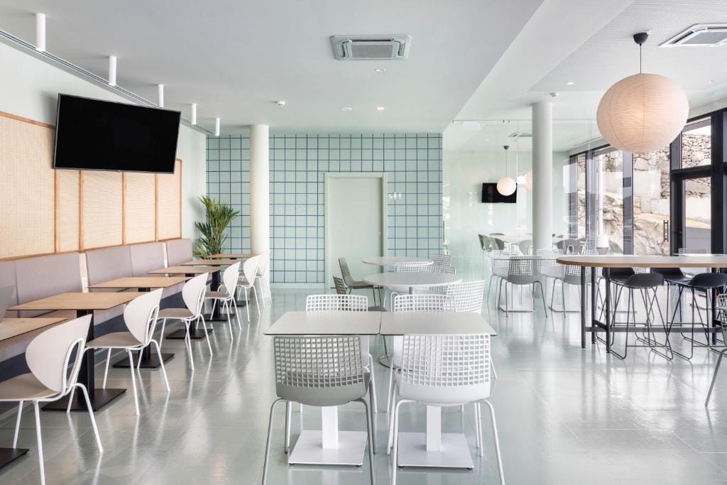 B&B HOTEL Porto Expo Aeroporto — 5