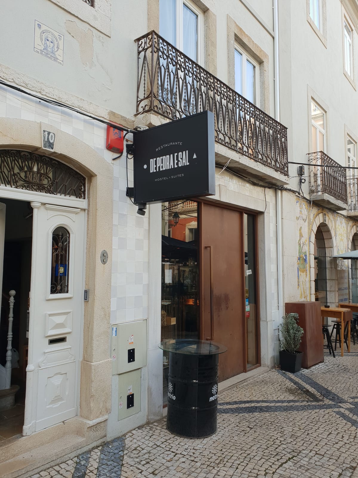 De Pedra e Sal Hostel & Suites — 1