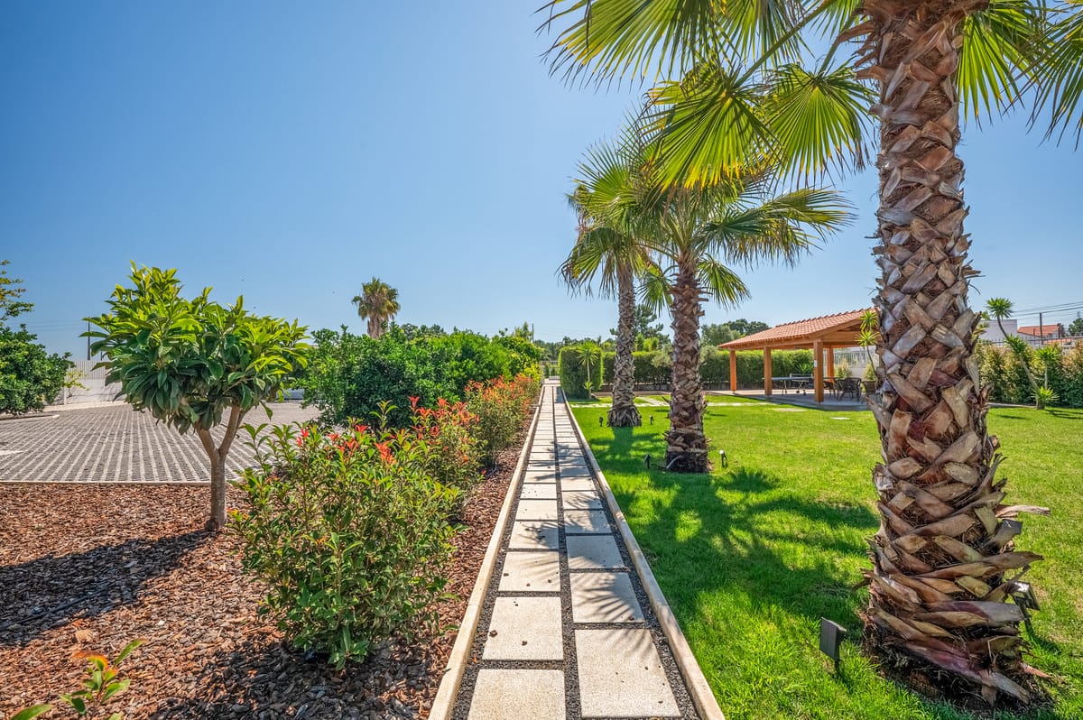 Magalhães Village — 1