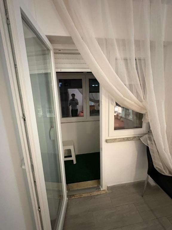 Quarto Espaçoso — 5
