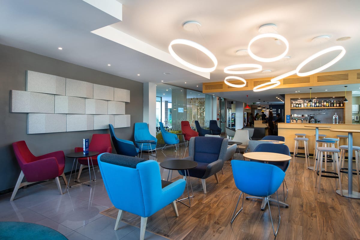 Holiday Inn Express Lisbon Airport by IHG — 5