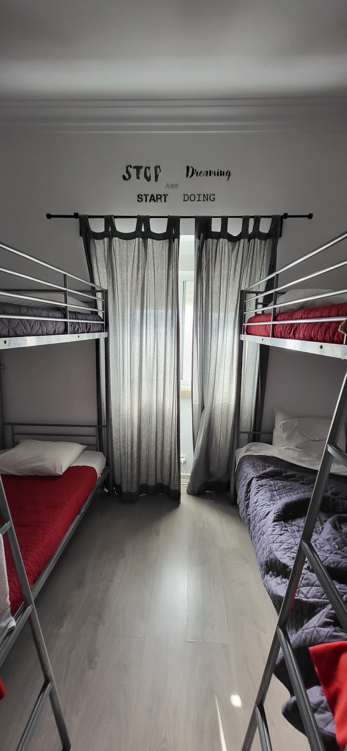 Lisbon Hostel Terminal 3 — 5