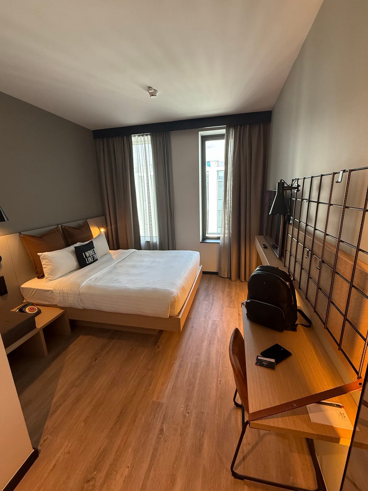 Moxy Alfragide Lisboa