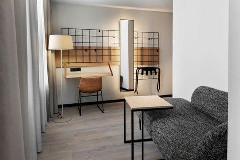 Moxy Alfragide Lisboa — 5