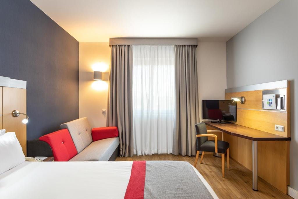 Holiday Inn Express Lisbon-Oeiras by IHG — 4