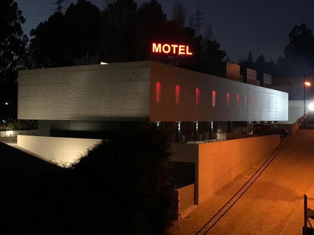 Motel Sideway — 4