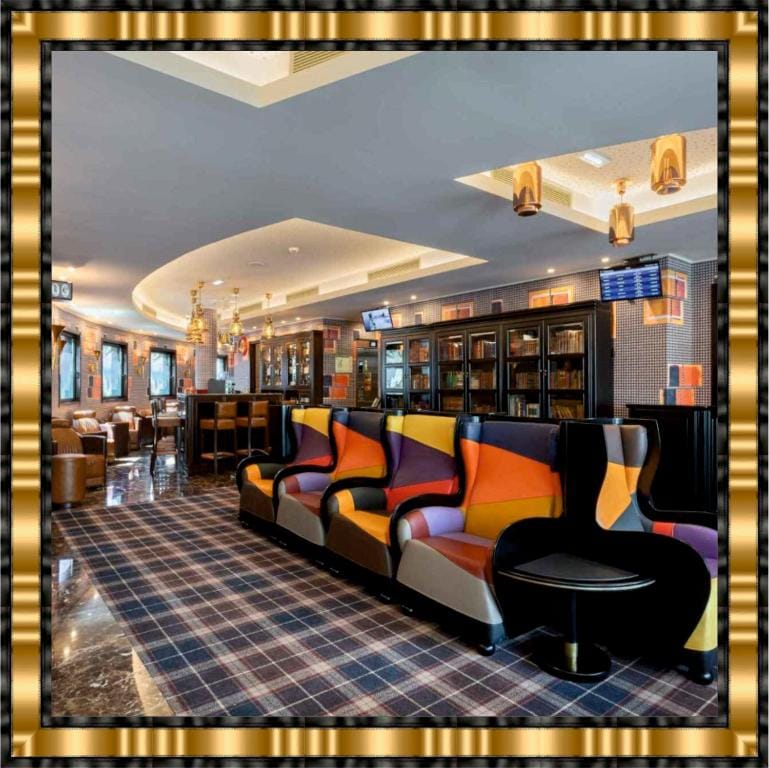 Hotel Jaguar Oporto - is Near the Metro has Free Parking and a Free Shuttle Service between the Airport and the Hotel from 7AM to 8PM — 1