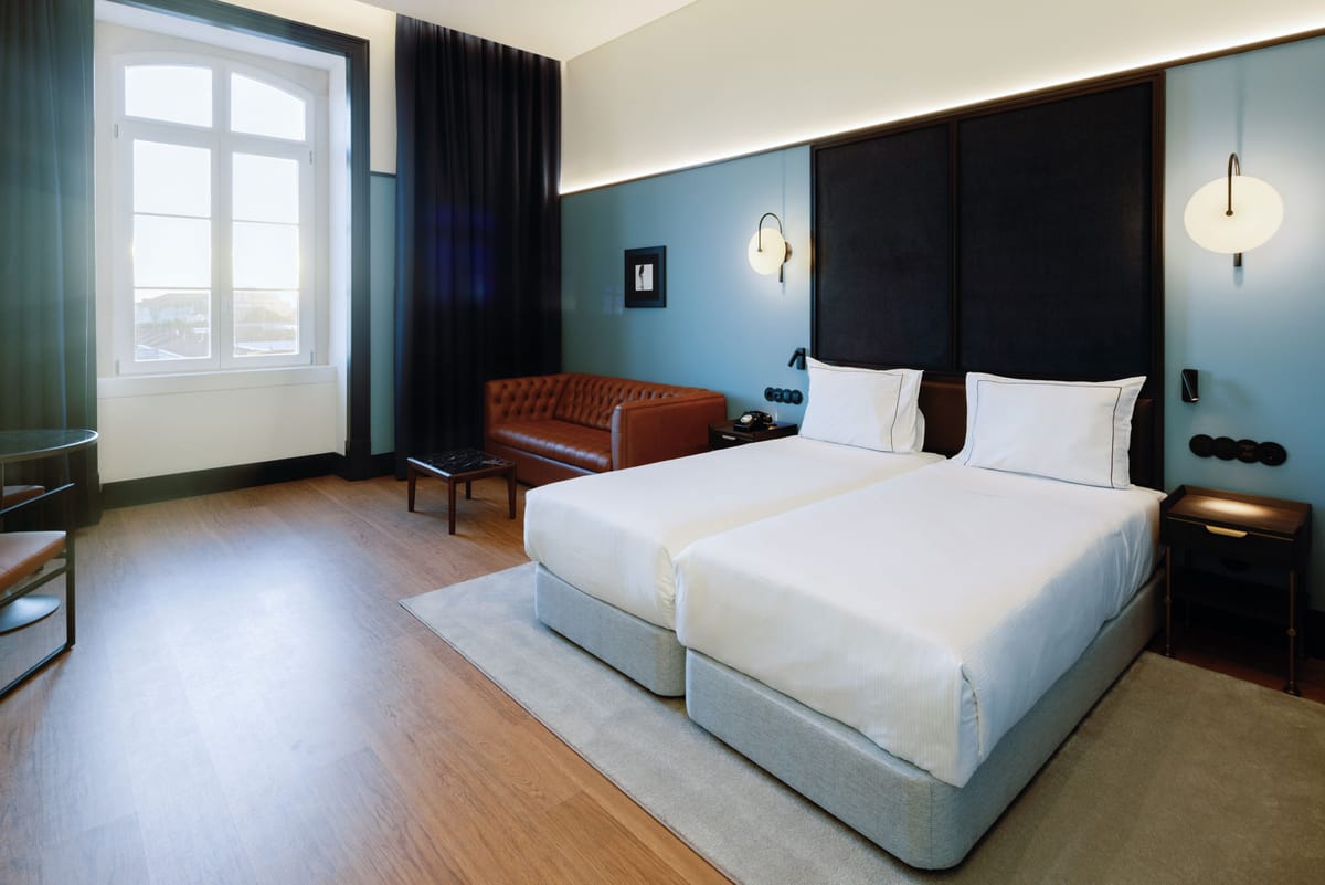 The Editory Riverside Santa Apolónia Hotel — 1