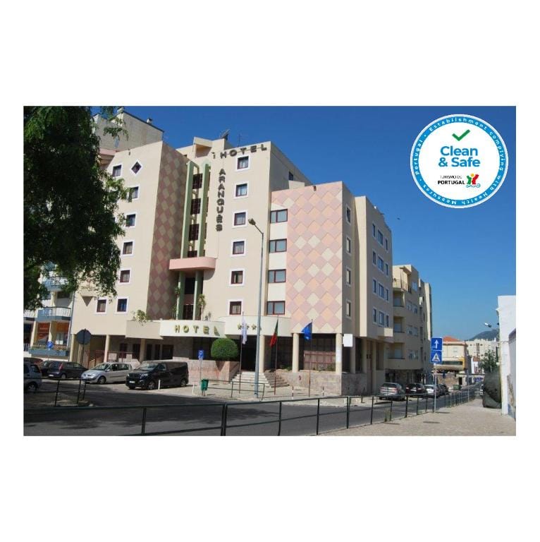 Hotel Arangues — 1