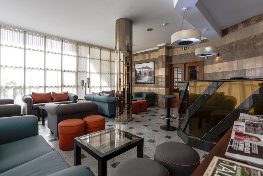 Hotel Arangues — 3
