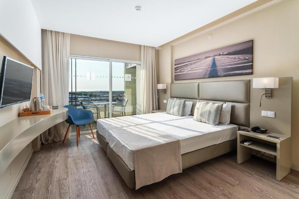 AP Maria Nova Lounge - Adults Friendly — 2