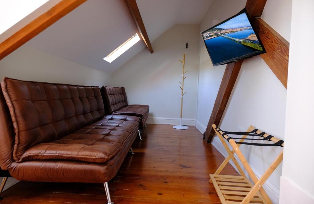 Republica Vintage House — 4