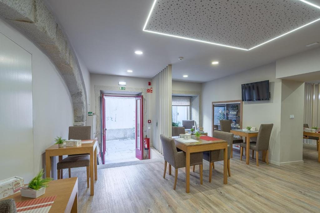 Rua Grande Hotel — 2