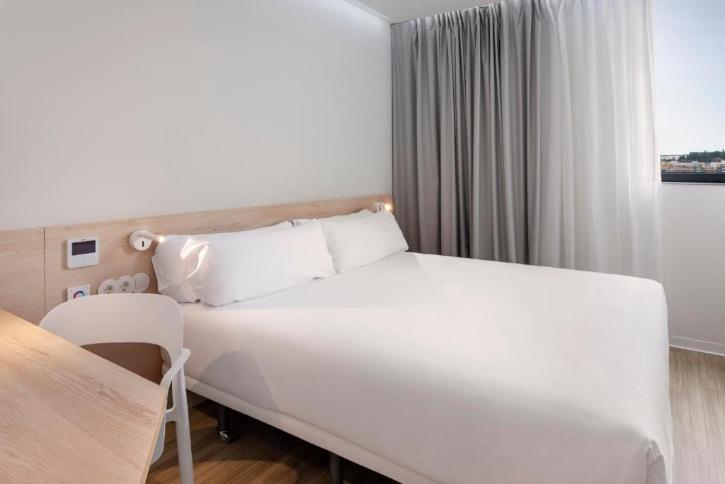 B&B HOTEL Famalicão — 1