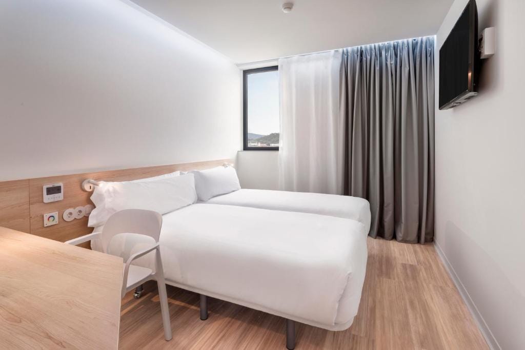 B&B HOTEL Famalicão — 5
